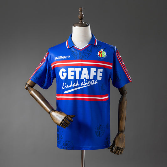 98-99 Getafe primera equipación