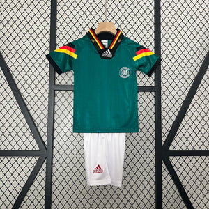 1992 Alemania segunda equipación niño