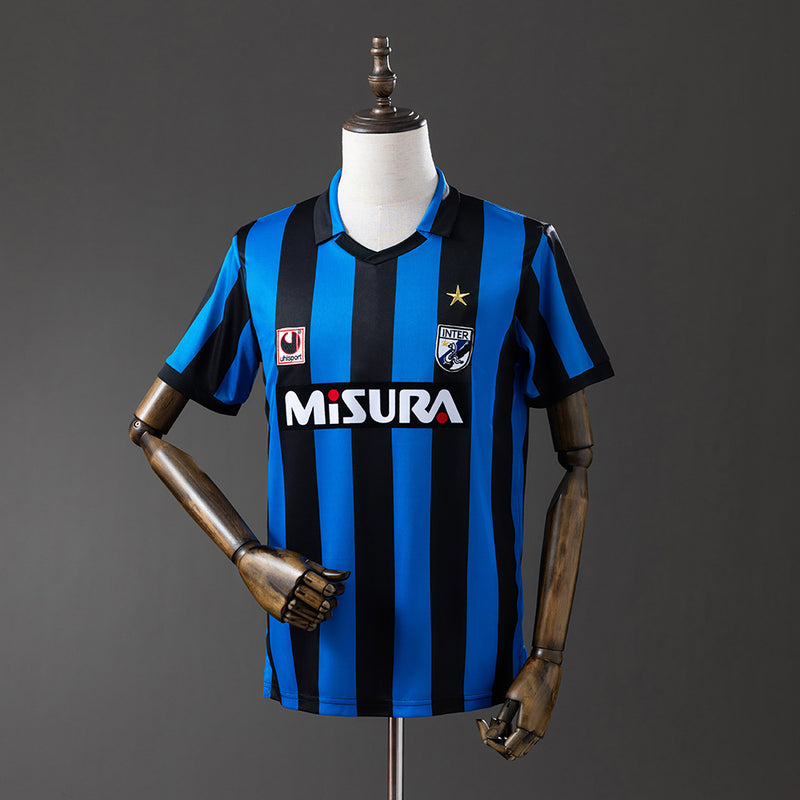 88-91 Inter de Milán primera equipación