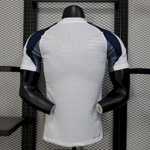 25-26 Tottenham primera equipacion