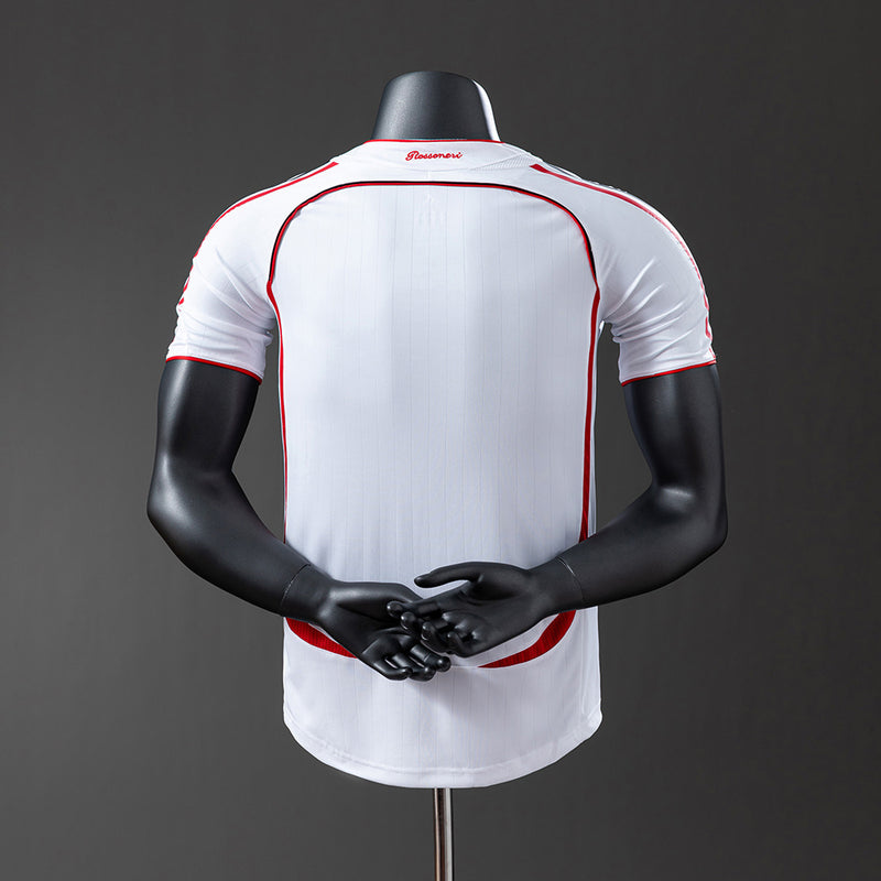 06-07 AC Milán segunda equipación