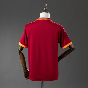 92-94 Roma primera equipación