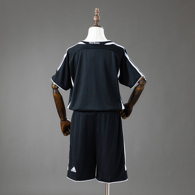 06-07 Real Madrid segunda equipación niño