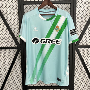 25-26 Real Betis segunda equipación
