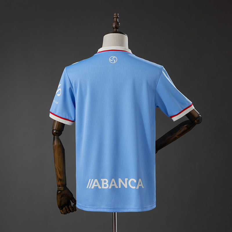 26-27 Celta primera equipación