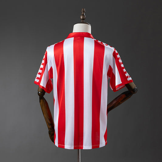 82-83 Atlético de Madrid primera equipación