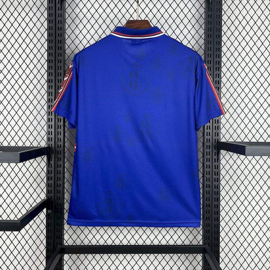 98-99 Getafe primera equipación