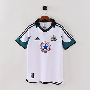 99-00 Newcastle primera equipacion
