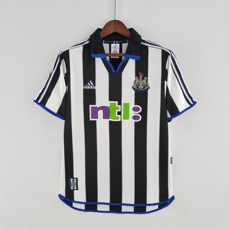00-01 Newcastle primera equipación