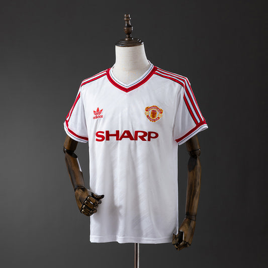 86-88 Manchester United segunda equipación