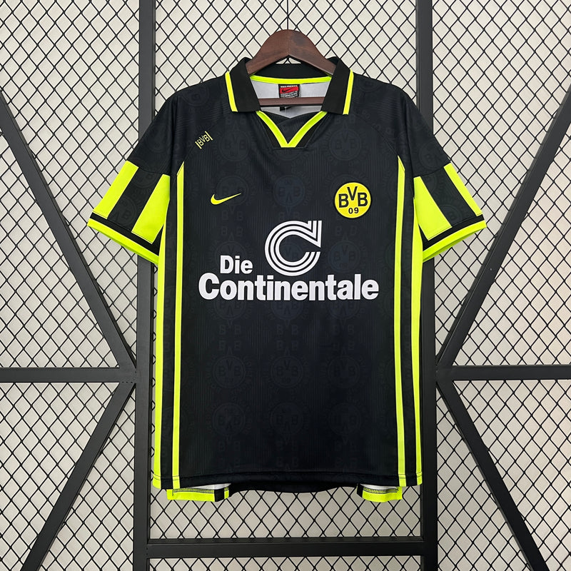 96-97 Borussia Dortmund segunda equipación