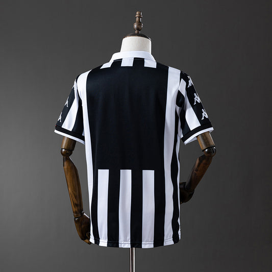 99-00 Juventus primera equipación