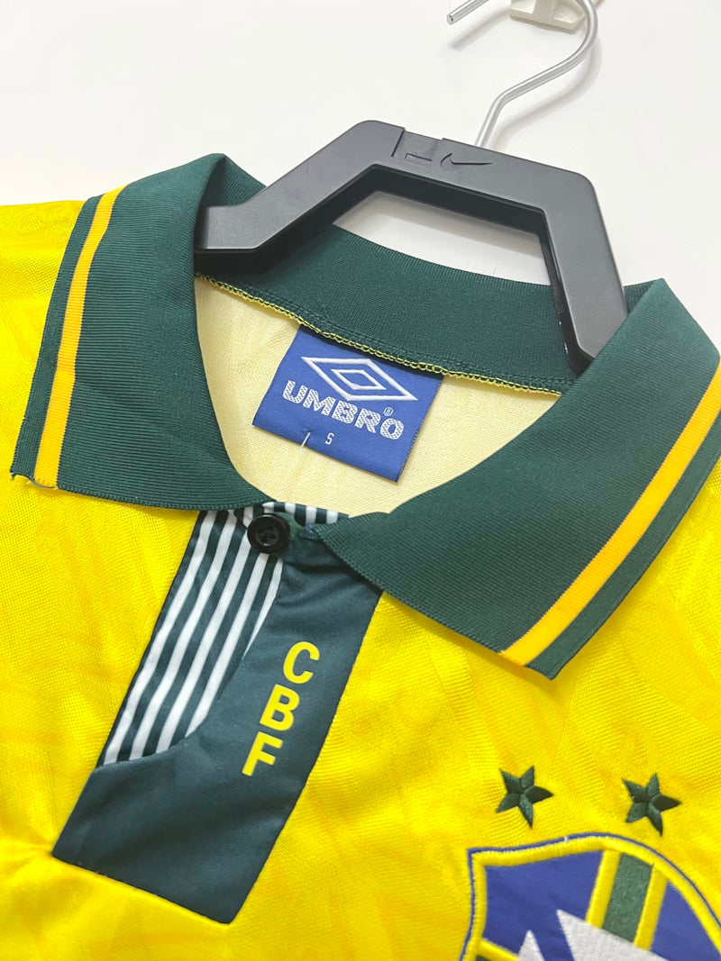 91-93 Selección Brasil primera equipacion