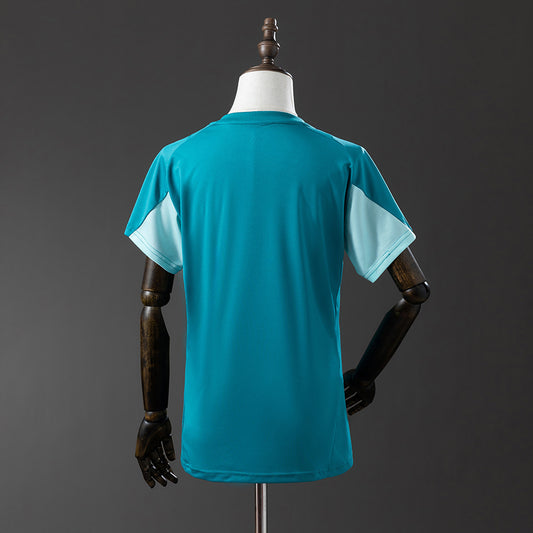 25-26 Cruzeiro segunda equipación entrenamiento mujer (sponsors incluidos)