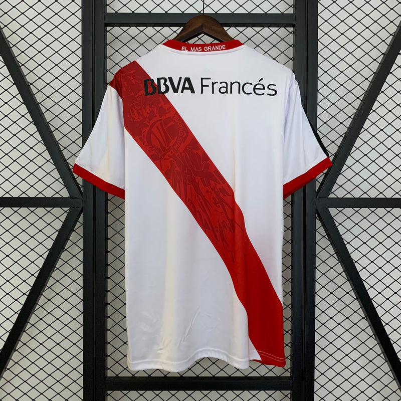13-14 River Plate primera equipación