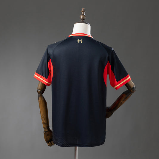 25-26 Liverpool equipación especial reds