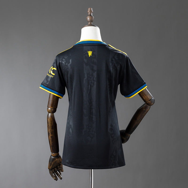 25-26 Manchester United tercera equipación mujer