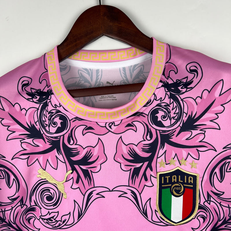 Italia x Versace equipación especial rosa