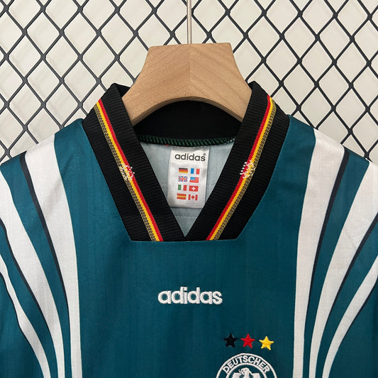 1996 Alemania segunda equipación niño