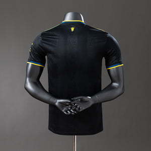 25-26 Manchester United tercera equipación