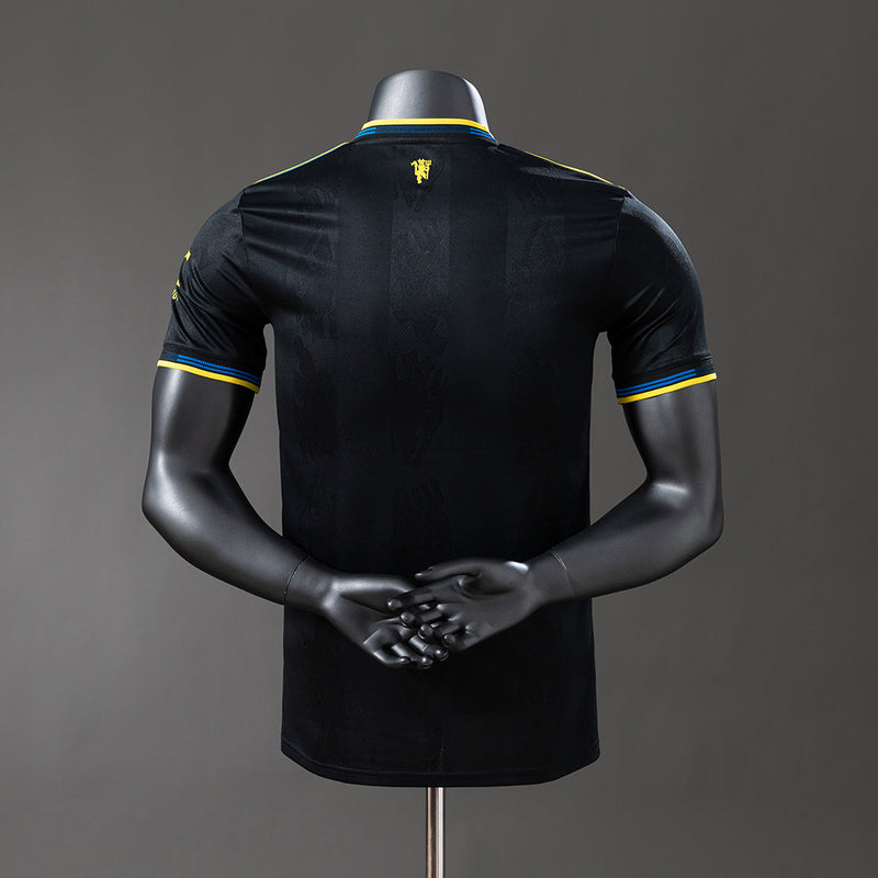 25-26 Manchester United tercera equipación
