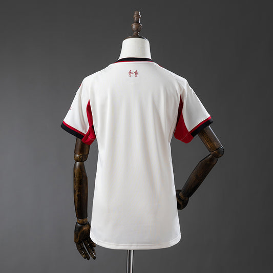 25-26 Liverpool segunda equipación mujer