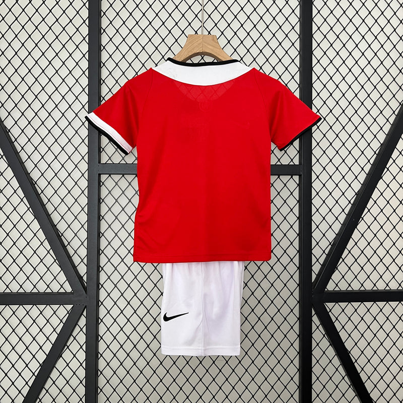 04-06 Manchester United primera equipación niño