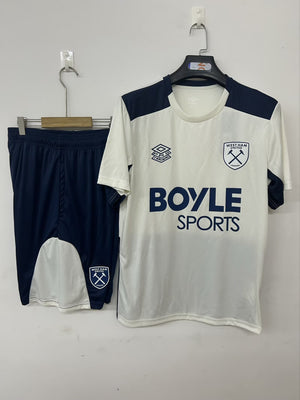 25-26 West Ham segundo conjunto de entrenamiento