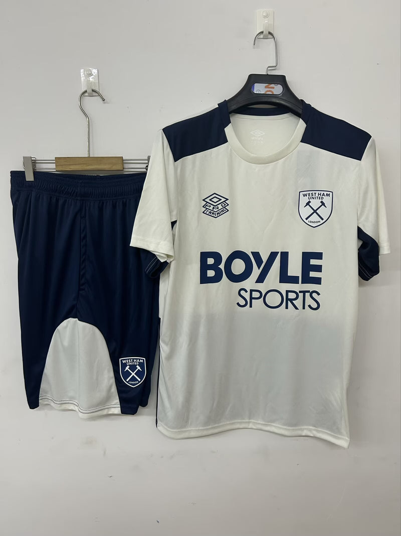 25-26 West Ham segundo conjunto de entrenamiento