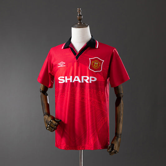94-96 Manchester United primera equipación