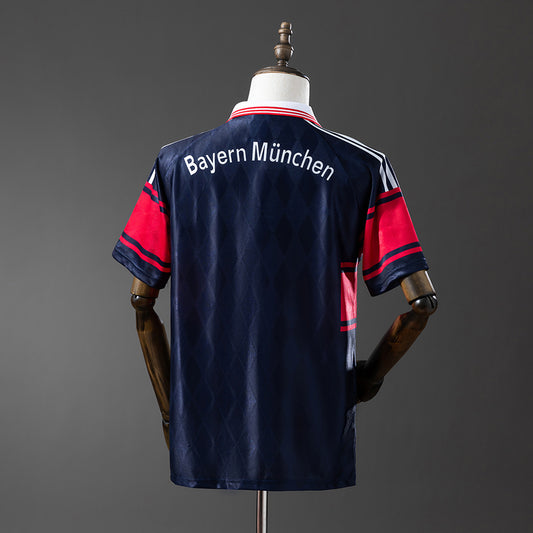 97-98 Bayern de Munich primera equipacion