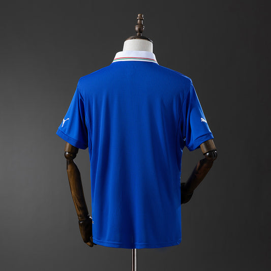 2012 Italia primera equipación