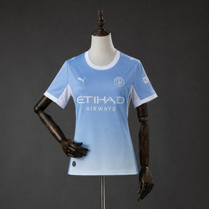 26-27 Manchester City primera equipación mujer