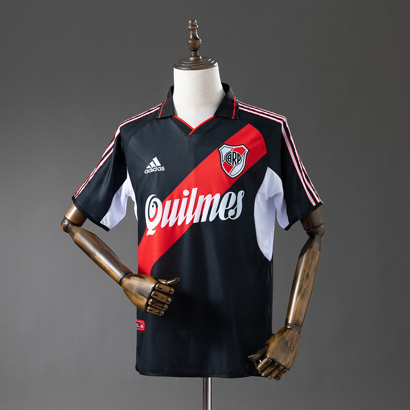 00-01 River Plate tercera equipación