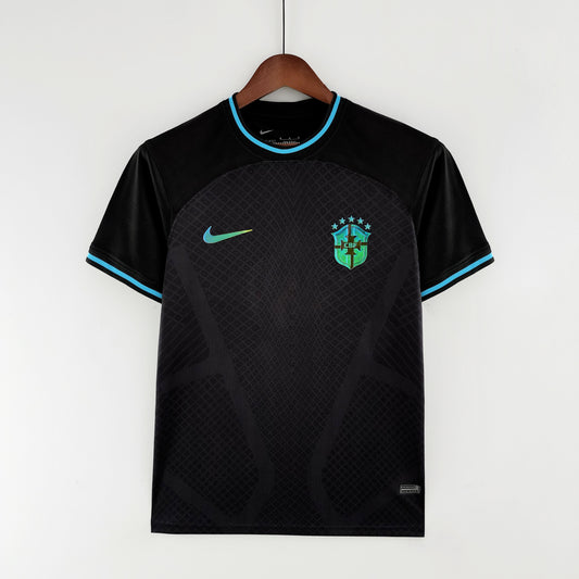 2022 Brasil equipación especial negra