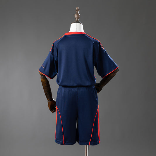 25-26 Nottingham Forest tercera equipación niño