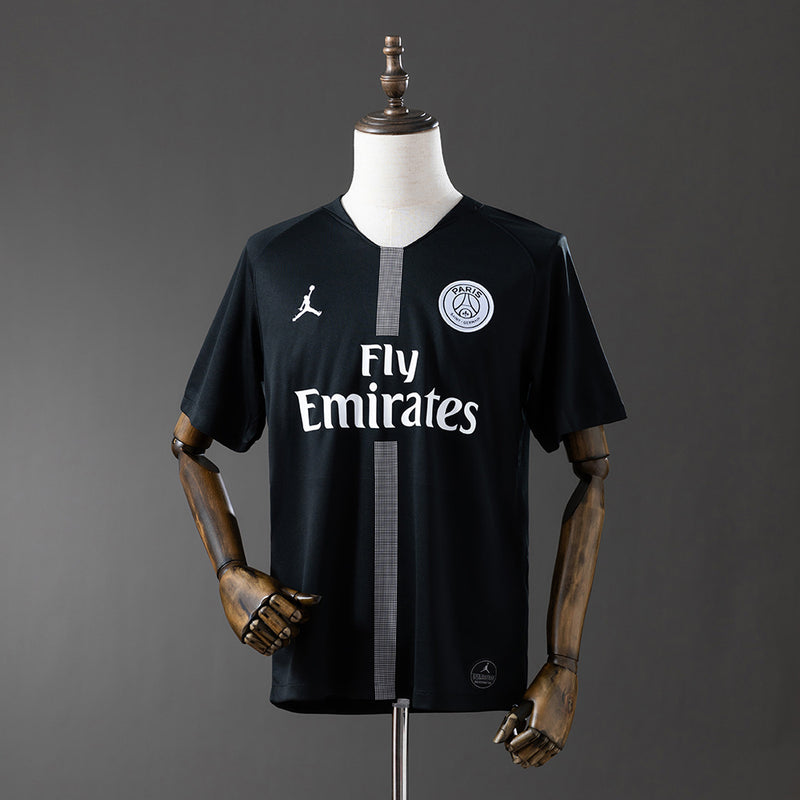 18-19 PSG primera equipación champions league