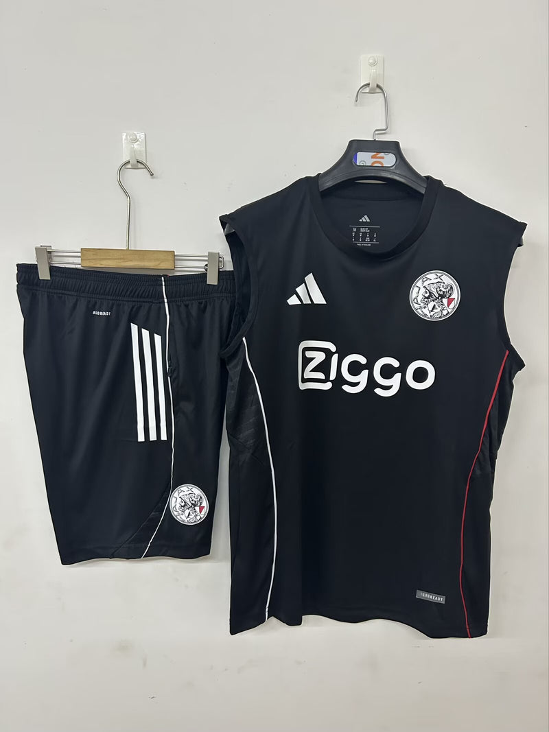 25-26 Ajax primer conjunto de entrenamiento sin mangas