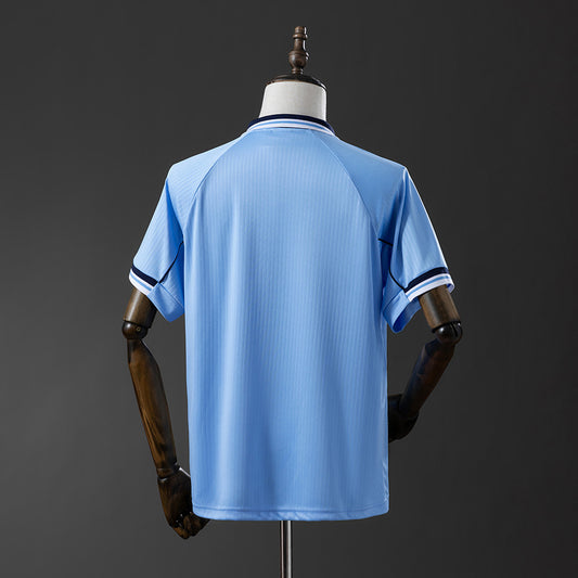 97-99 Celta primera equipación