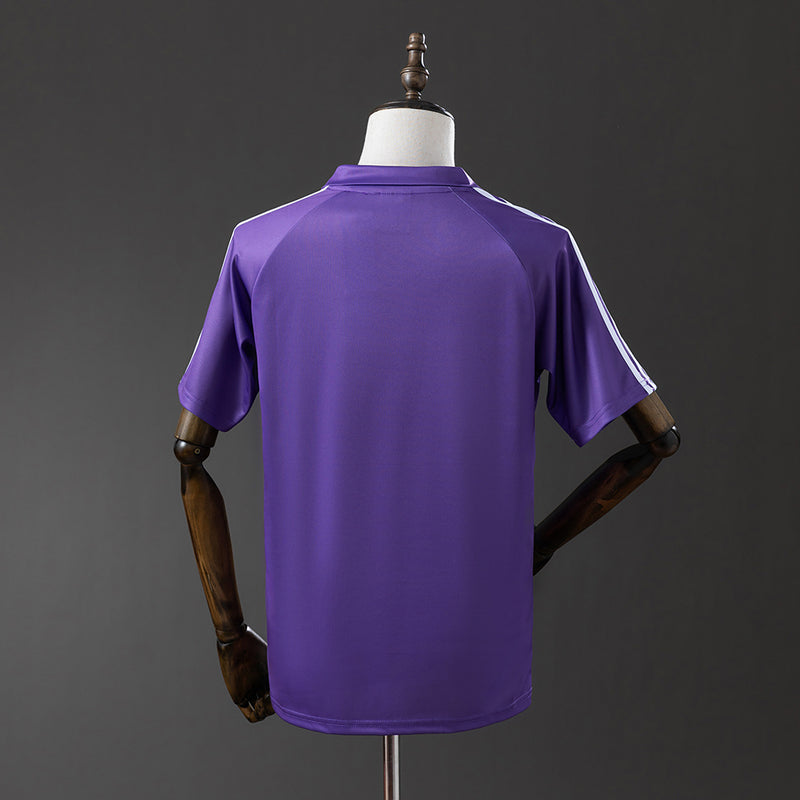 82-84 Real Madrid segunda equipación