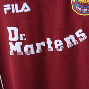 99-01 West Ham primera equipacion