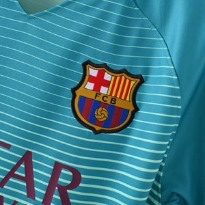 16-17 Barça tercera equipación