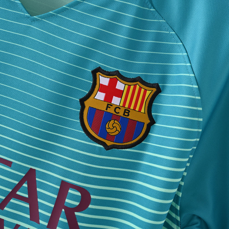 16-17 Barça tercera equipación