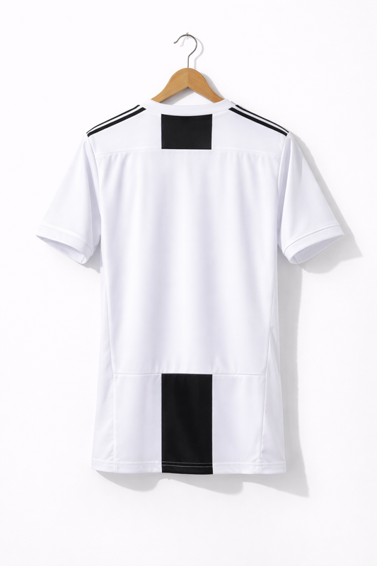 18-19 Juventus primera equipación