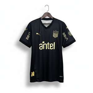 25-26 Atlético Peñarol segunda equipación