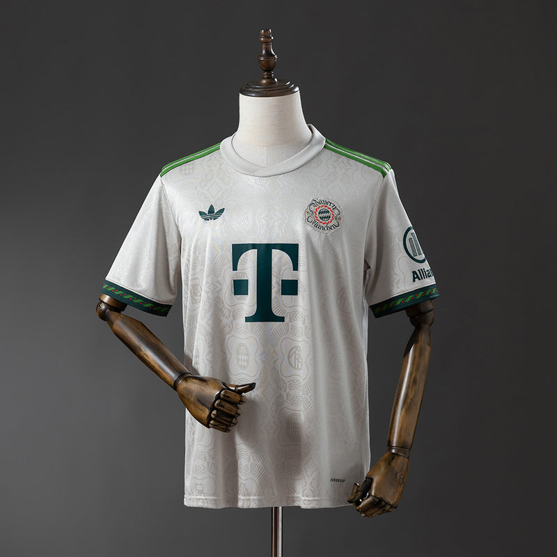 25-26 Bayern de Munich Especial Oktoberfest