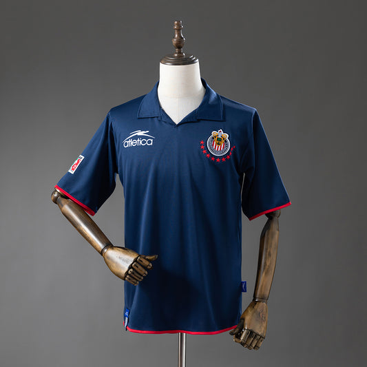 03-04 Chivas segunda equipación