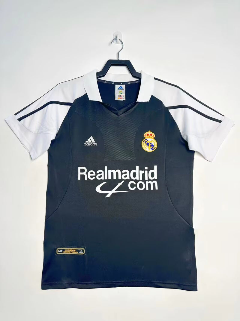 01-02 Real Madrid segunda equipación