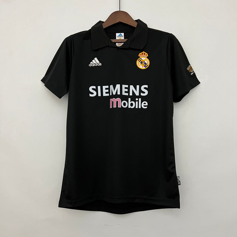 02-03 Real Madrid segunda equipación