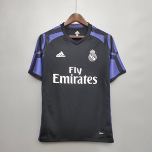 15-16 Real Madrid tercera equipación